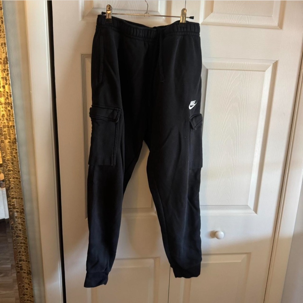 Nike Black Jogger Cargo Pocket Sweatpants